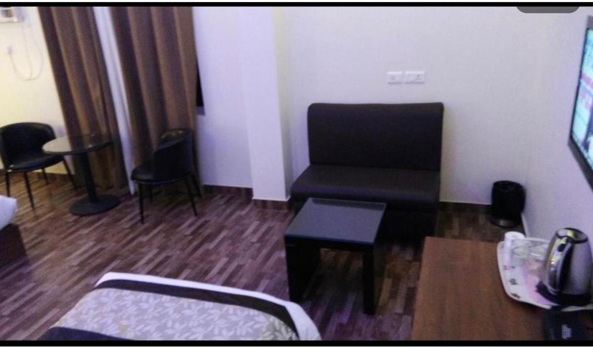 Aster Inn - Near Taj Mahal Agra  Eksteriør billede